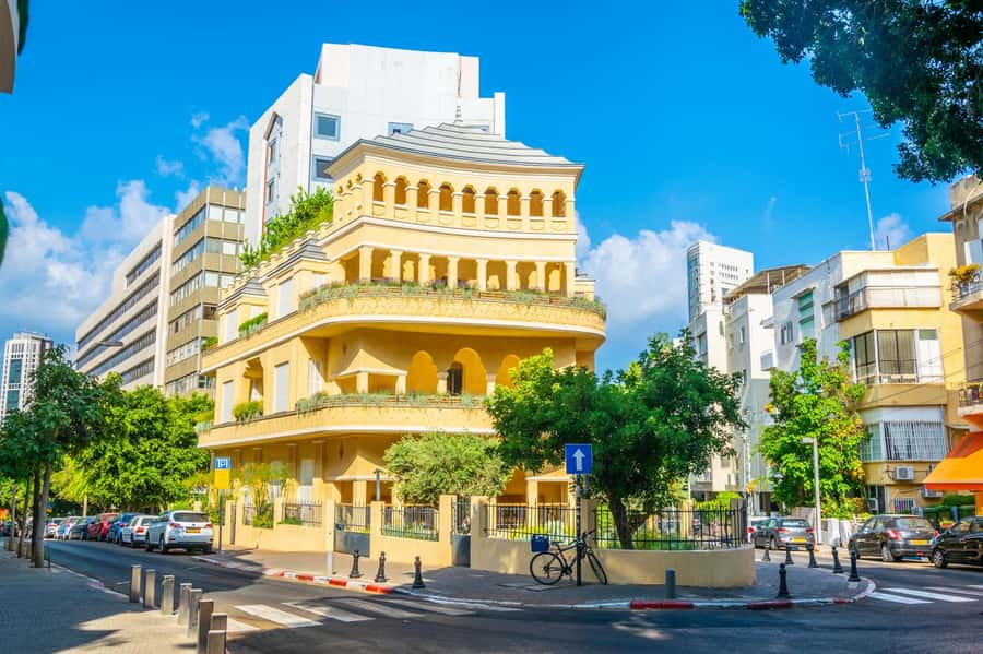 Tel Aviv: Carmel Market & Tel Aviv Tour with Tastings - What $49 buys you
