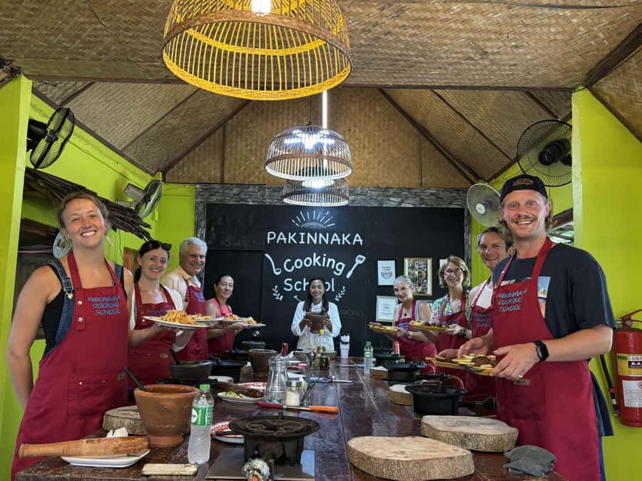 Thai cooking class &Market tour by Amazon Prime Series Chef. - Key points at a glance