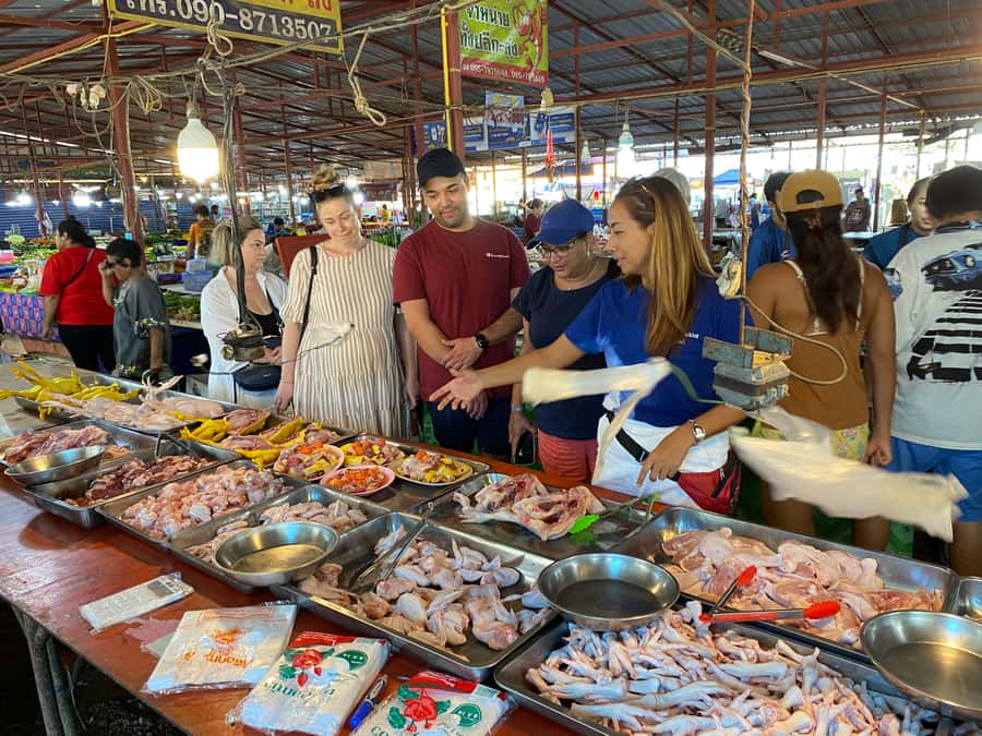 Thai cooking class &Market tour by Amazon Prime Series Chef. - Making curry paste instead of opening a jar
