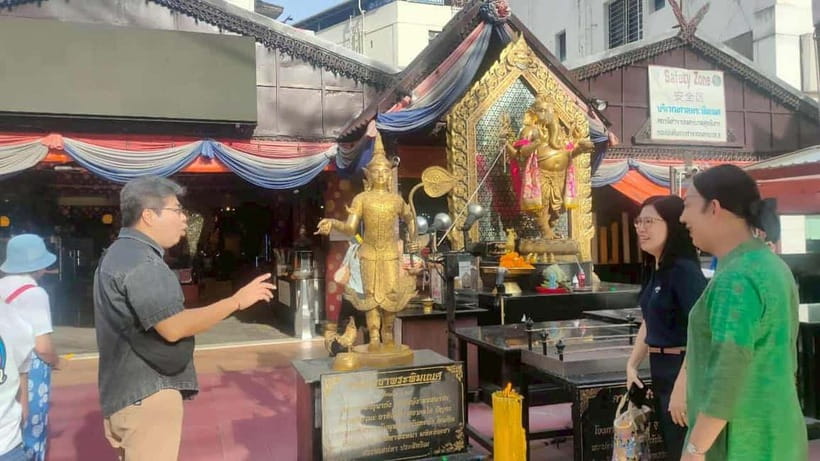 Thai Herbal Cooking Class & Market Tour in Bangkok - Why the market visit matters at 8:00 AM
