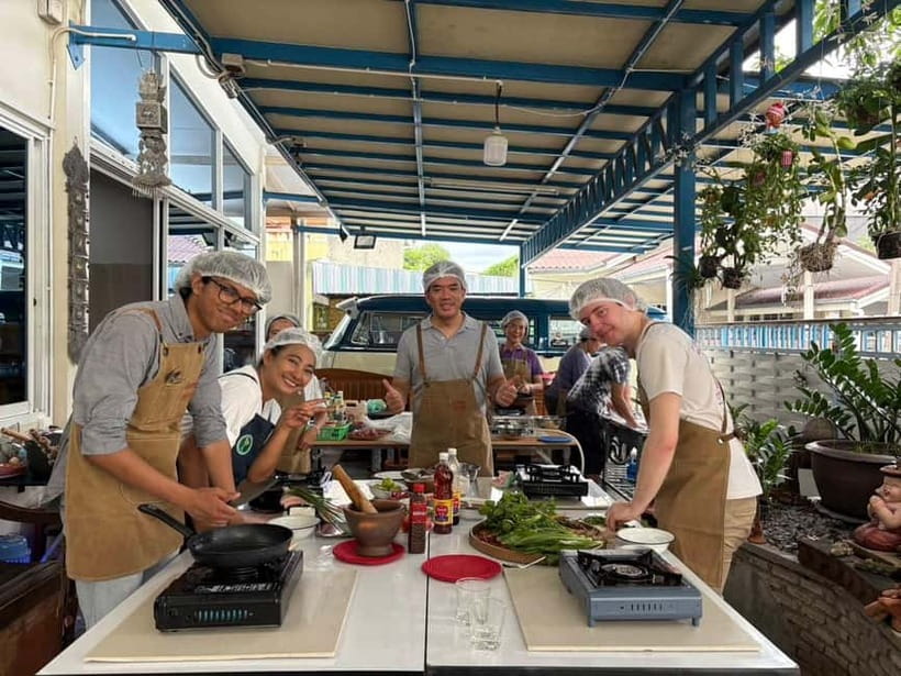 Thai Herbal Cooking Class & Market Tour in Bangkok - What you actually do at the worktable