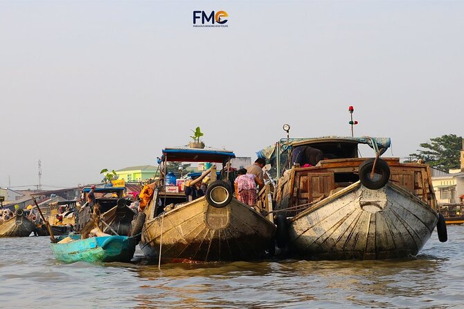 The hidden Fabulous Floating Market and Small Canal - The guides make the difference