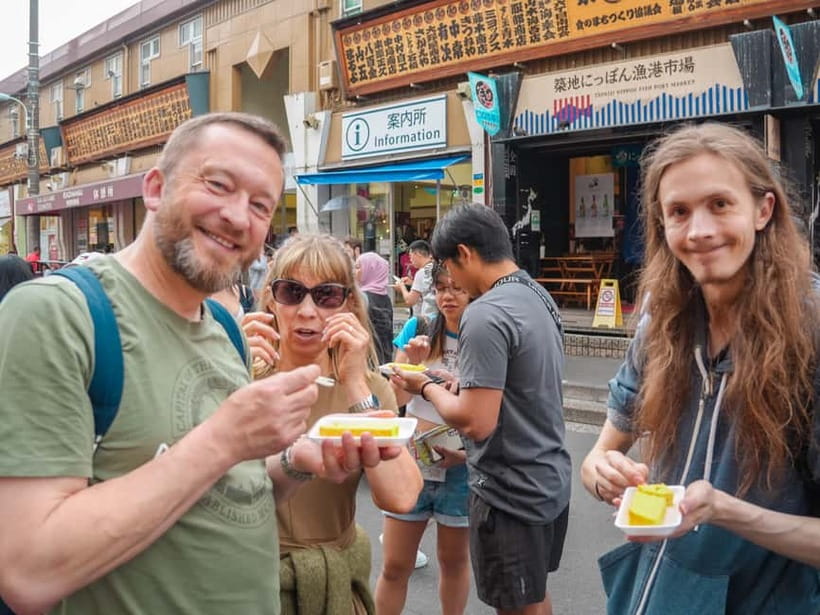 Tokyo Morning Tour: Meiji Shrine, Asakusa & Fish Market - What the guides add to the morning