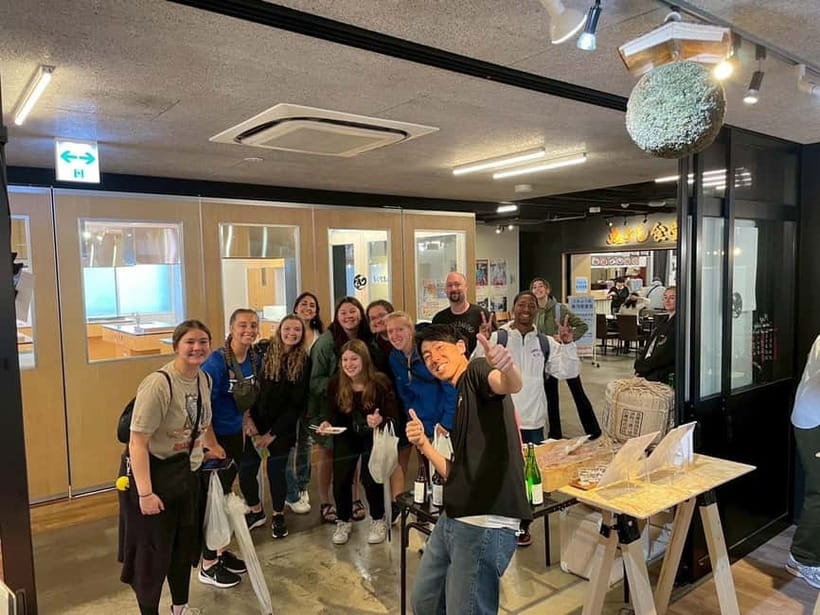 Tokyo: Private Tsukiji Street Food & Sake with Local Guide - Small Details That Make the Day Easier