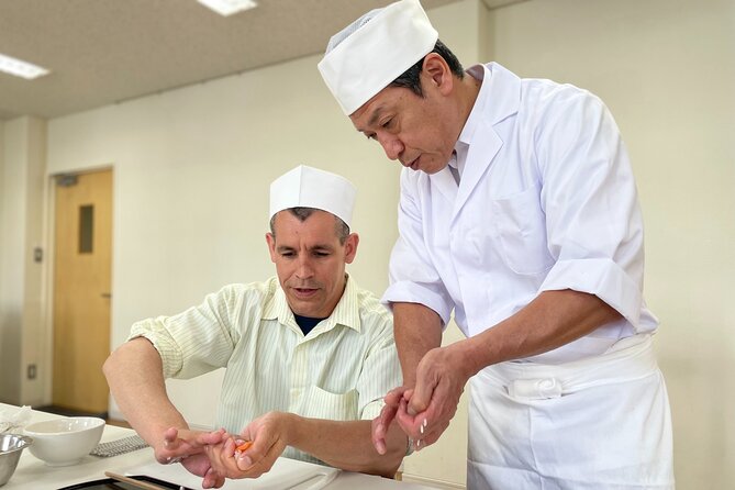 Tokyo Sushi Making Class in Tsukiji with Professional Chef - Learning nigiri and rolled sushi step by step