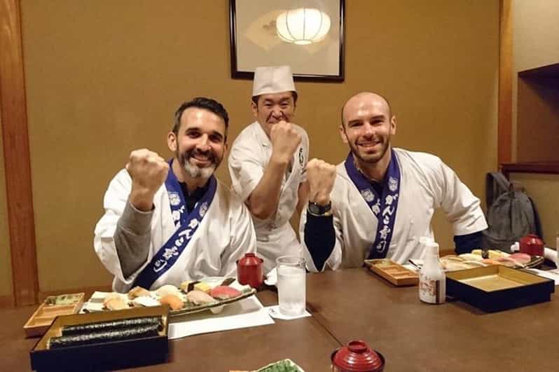 Tokyo: Sushi Making with Pro Chef & Tsukiji Fish Market Tour - Key points at a glance