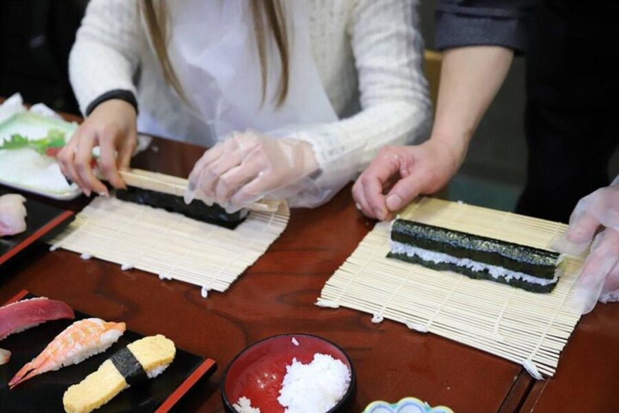 Tokyo: Sushi Making with Pro Chef & Tsukiji Fish Market Tour - What you eat and what you learn