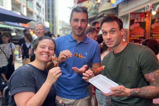 Tokyo: Tsukiji Fish Market Food and Walking tour - Group size, timing, and walking effort