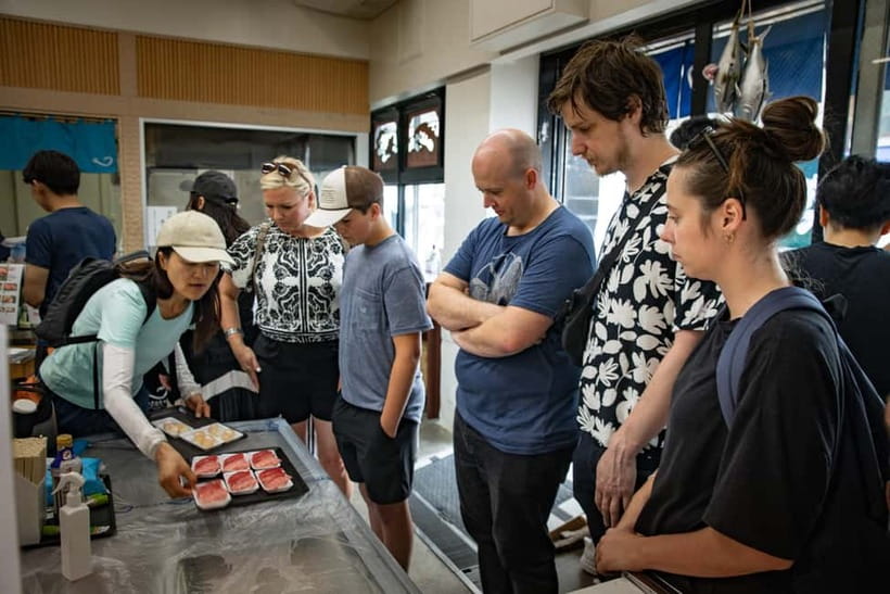 Tokyo: Tsukiji Fish Market food Tour - Why Tsukiji Outer Market works so well for a food tour