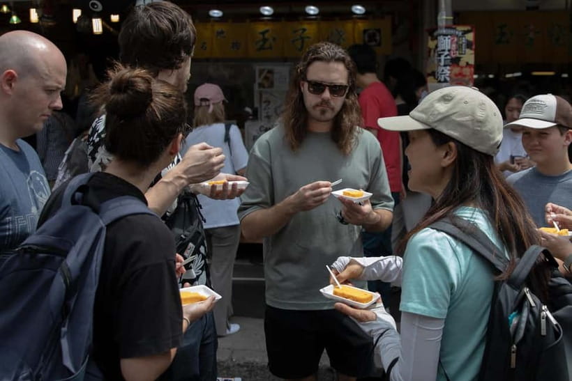 Tokyo: Tsukiji Fish Market food Tour - Learning from Keiko, Loc, and the market vendors