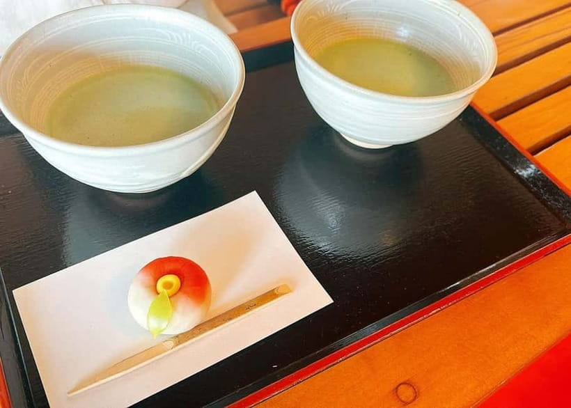 Tokyo: Tsukiji Market and Hama-rikyu Gardens Guided Tour - The optional matcha and wagashi experience