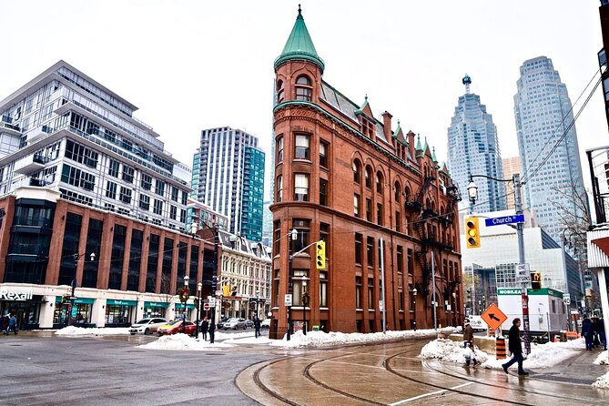 Toronto: St Lawrence Market Food Tour with 6 Food Tastings - Key points to know before booking