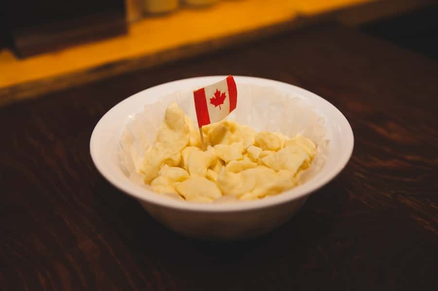 Toronto: St Lawrence Market Food Tour with 6 Tastings - St. Lawrence Market and Toronto’s food identity