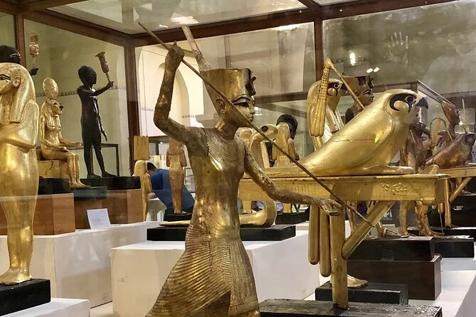 Tour to the Pyramids, Egyptian Museum and Local Bazaar from Cairo - Who gets the best value from the $40 price