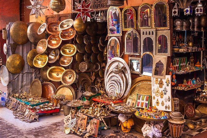 Traditional Souks Shopping Private Tour in Casablanca - Tea, sweets, and a pause at Café Imperial