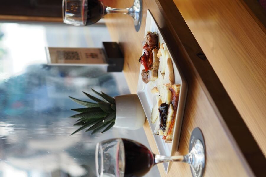 Valencia: Morning Food Tour with Central Market Visit - Key points to know before booking