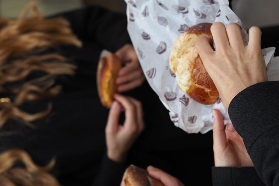 Valencia: Morning Food Tour with Central Market Visit - Is $69 good value?