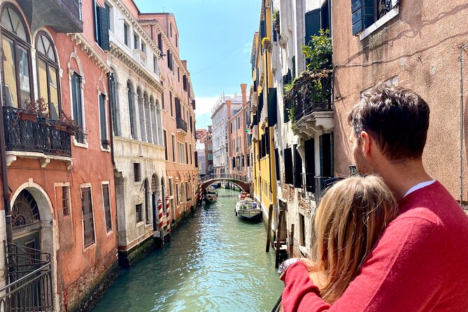 Venice Street Food Tour with Local Guide with Local Food Market Visit - Cheese, cakes, and buranelli biscuits