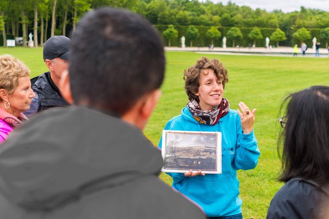 Versailles Palace Bike Tour with Market & Marie-Antoinette hamlet - Royal forests and the Apollo Fountain