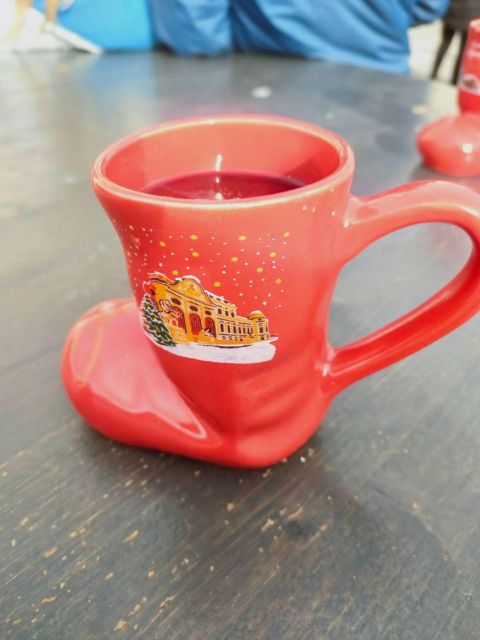 Vienna: Schönbrunn Palace & Christmas Market Walking Tour - Small groups make the guide more useful