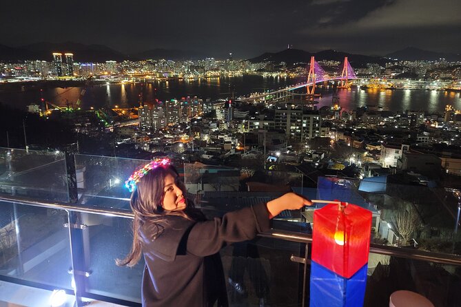 Visit Busan night market and enjoy the night view of Busan harbor - Starting at Jagalchi Station with Busan on foot