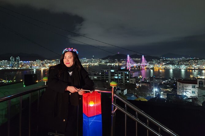 Visit Busan night market and enjoy the night view of Busan harbor - Seeing the seafood auction after 10 p.m.