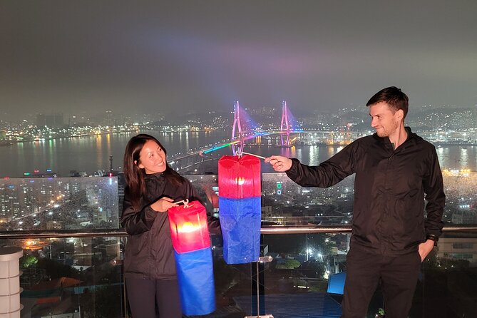 Visit Busan night market and enjoy the night view of Busan harbor - BIFF Square and the freedom to choose your food