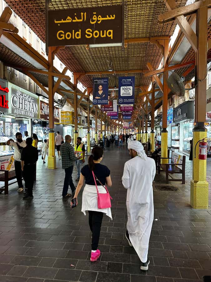 Walking Tour in Dubai. Souks, museums, Local Food Testing - Starting at Sharaf DG and reaching Al Seef