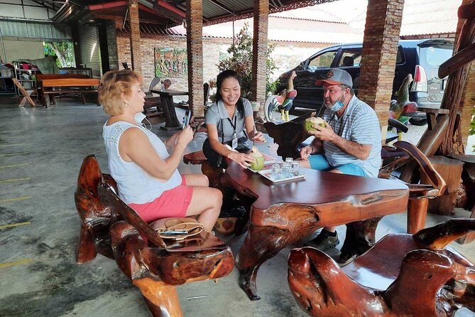 Wheelchair & Luxury Tour to Floating & Railway Markets - Is $367.39 per person good value?
