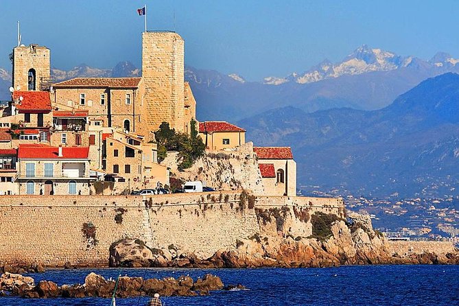 Wine Tasting, Provencal Market, Cannes and St Paul de Vence - Château de Crémat: the tour’s change of mood