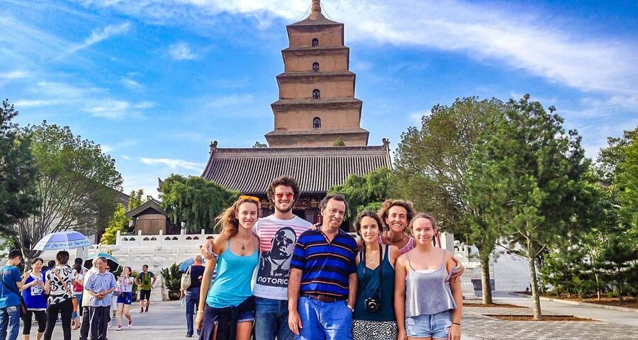Xi'an: Terracotta Army, Lunch, City Wall, Pagoda, Bazaar - The guides make the biggest difference