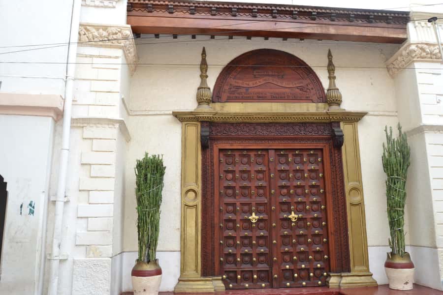 Zanzibar: 3 Hours Private Stone Town walking Tour with Guide - Darajani Market: the city’s everyday pulse